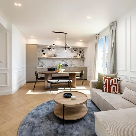 Designer Floor Peaceful Elevator Fiber Wifi, Balcony Apartamento Nice